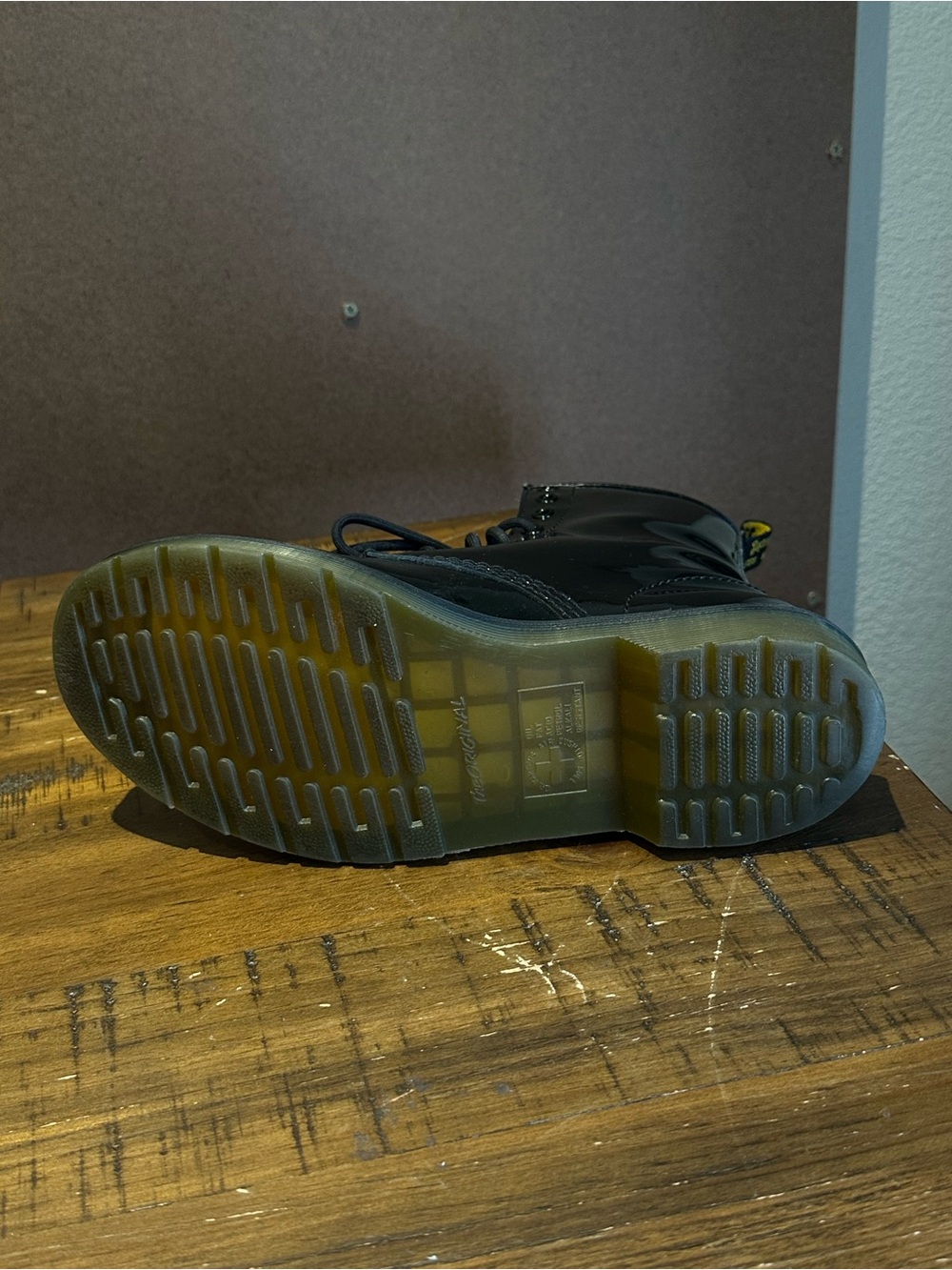 Dr. Martens RIGHT Boot - Picture 5 of 6